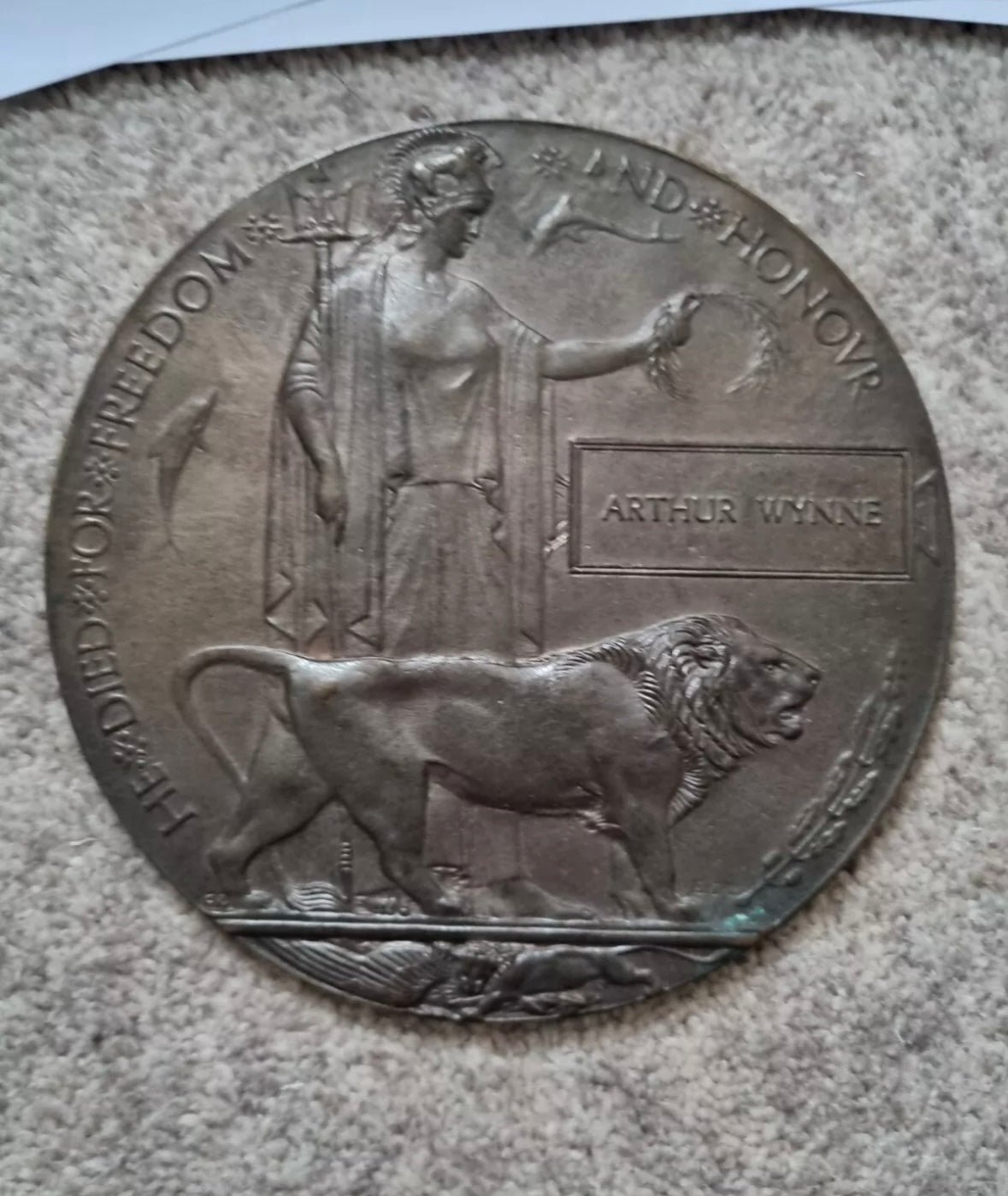 SOLD! WW1 British Death Plaque & Envelope to Arthur Wynne