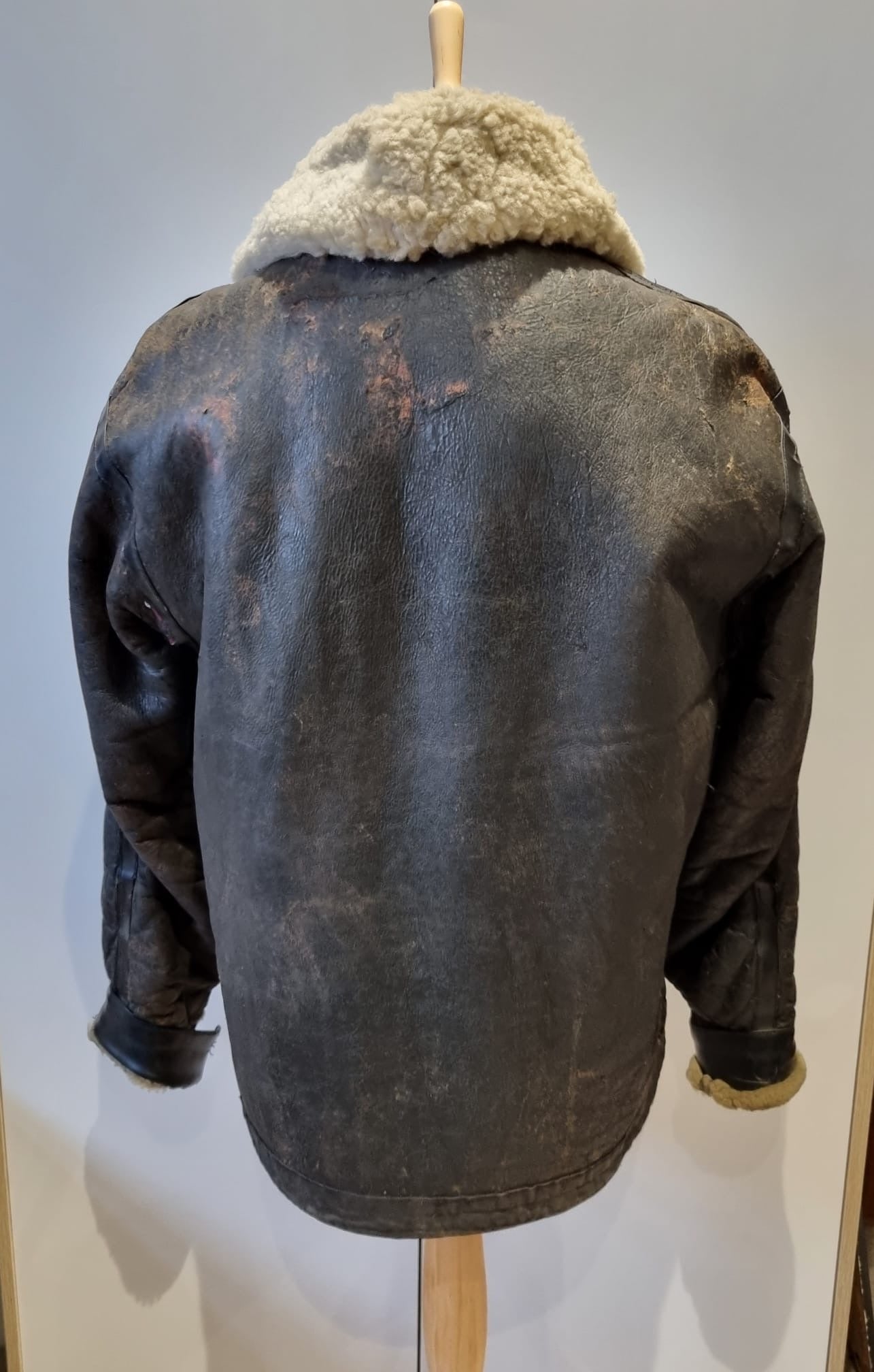 SOLD! WW2 US 8th Army Air Force B3 Flying Jacket