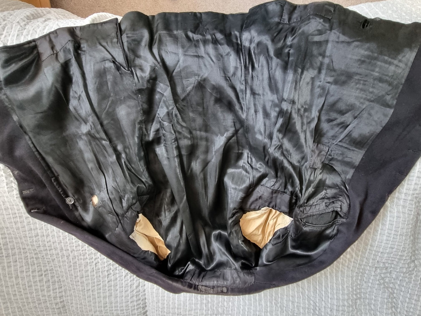 SOLD! WW2 Era Royal Navy Lieutenant Commander’s Uniform