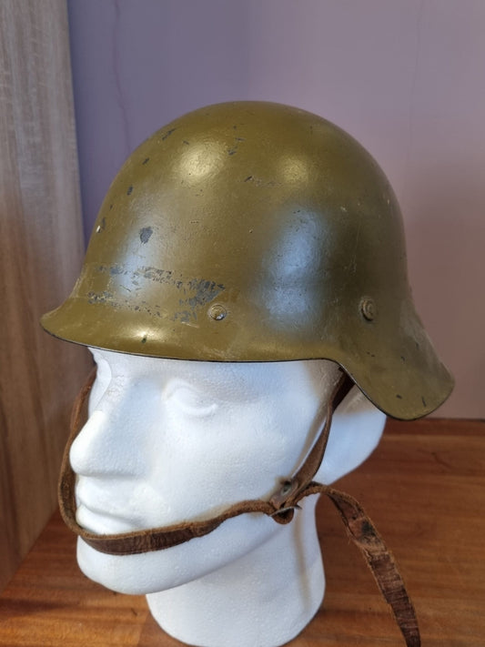 SOLD! Spanish Civil War M26 ‘Con ala’ Helmet
