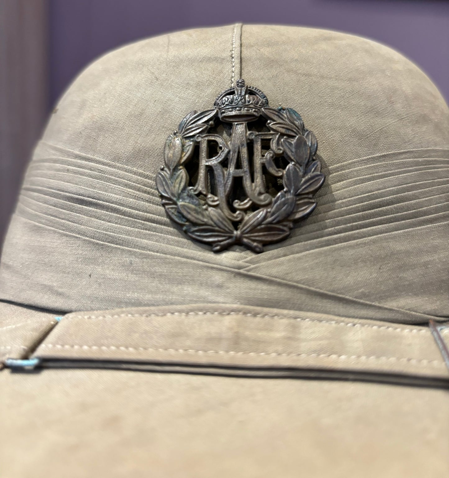 SOLD! WW2 RAF 'India' Pattern Pith Helmet