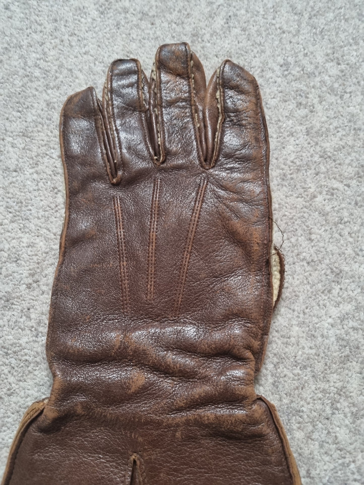 WW2 1941 Pattern RAF Flying Gloves, Air Ministry Stamped