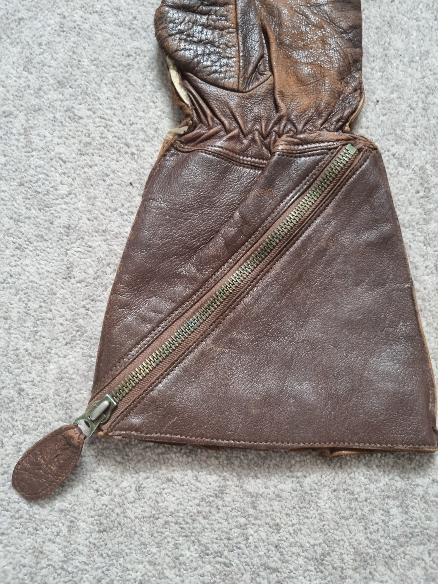 WW2 1941 Pattern RAF Flying Gloves, Air Ministry Stamped