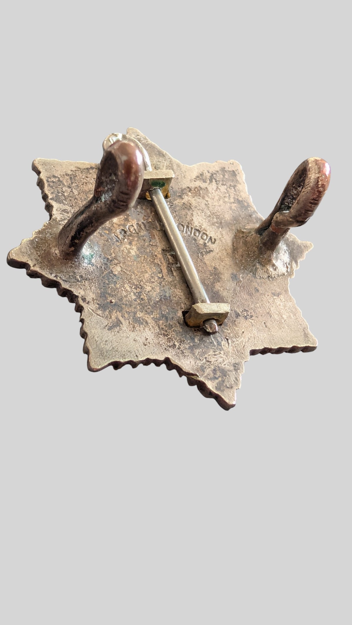 Cheshire Regiment Officer's Silver / Bimetal Collar Badge