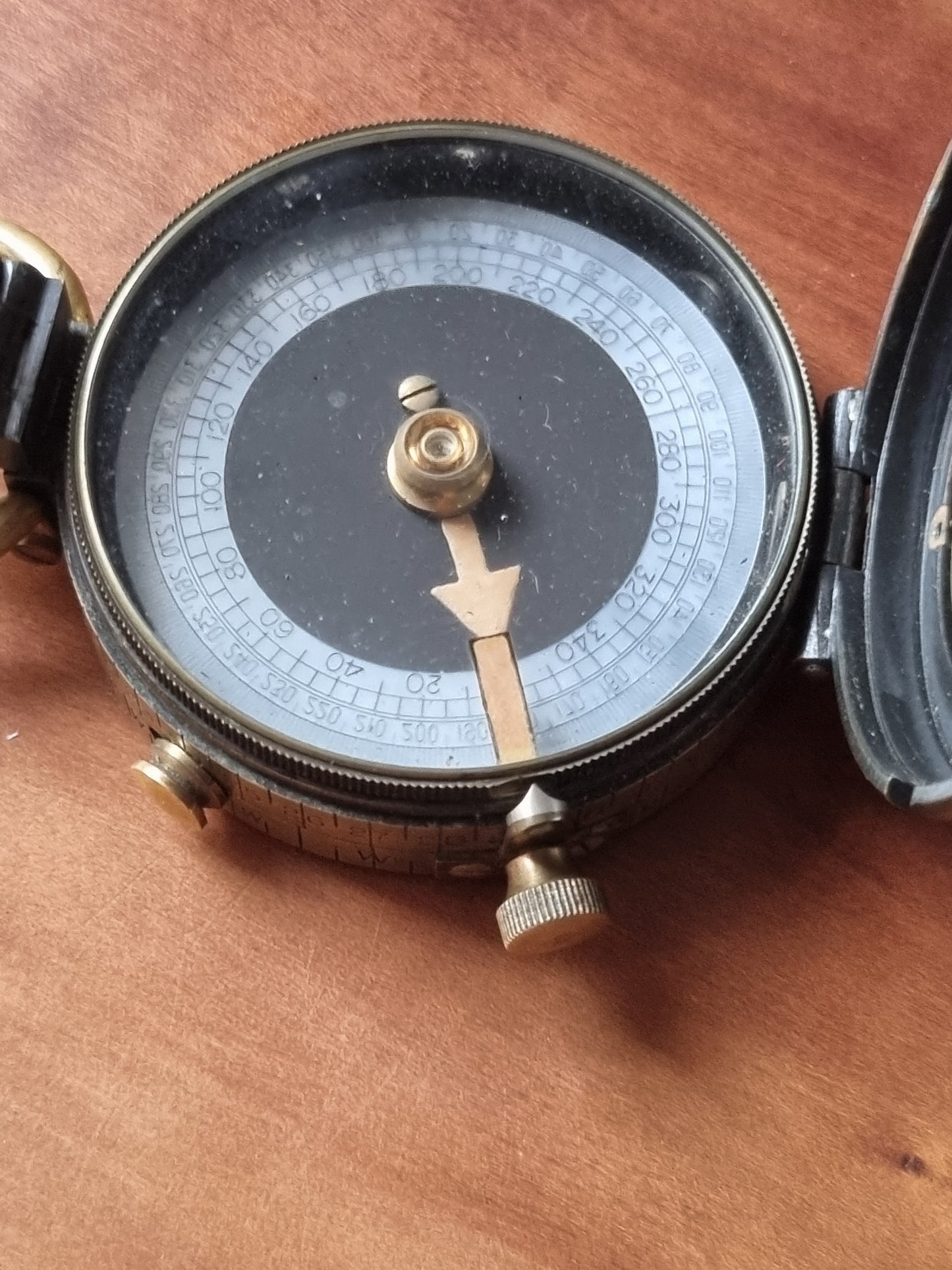 WW1 British Army Verners MkVII Compass 1916 Working & Leather Case