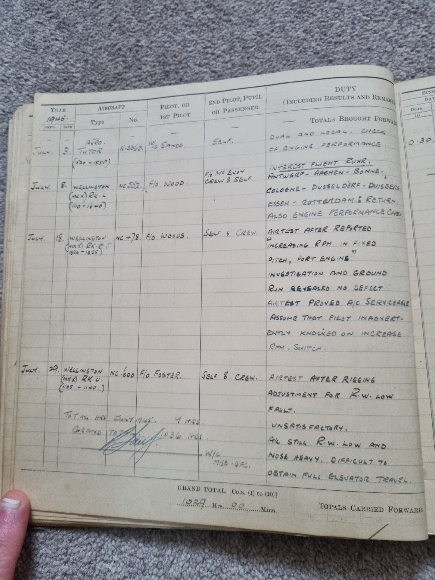 SOLD! WW2 RAF Flying Log Book to RW Durrant Observer Engineer Bombers, Tobruk Interest