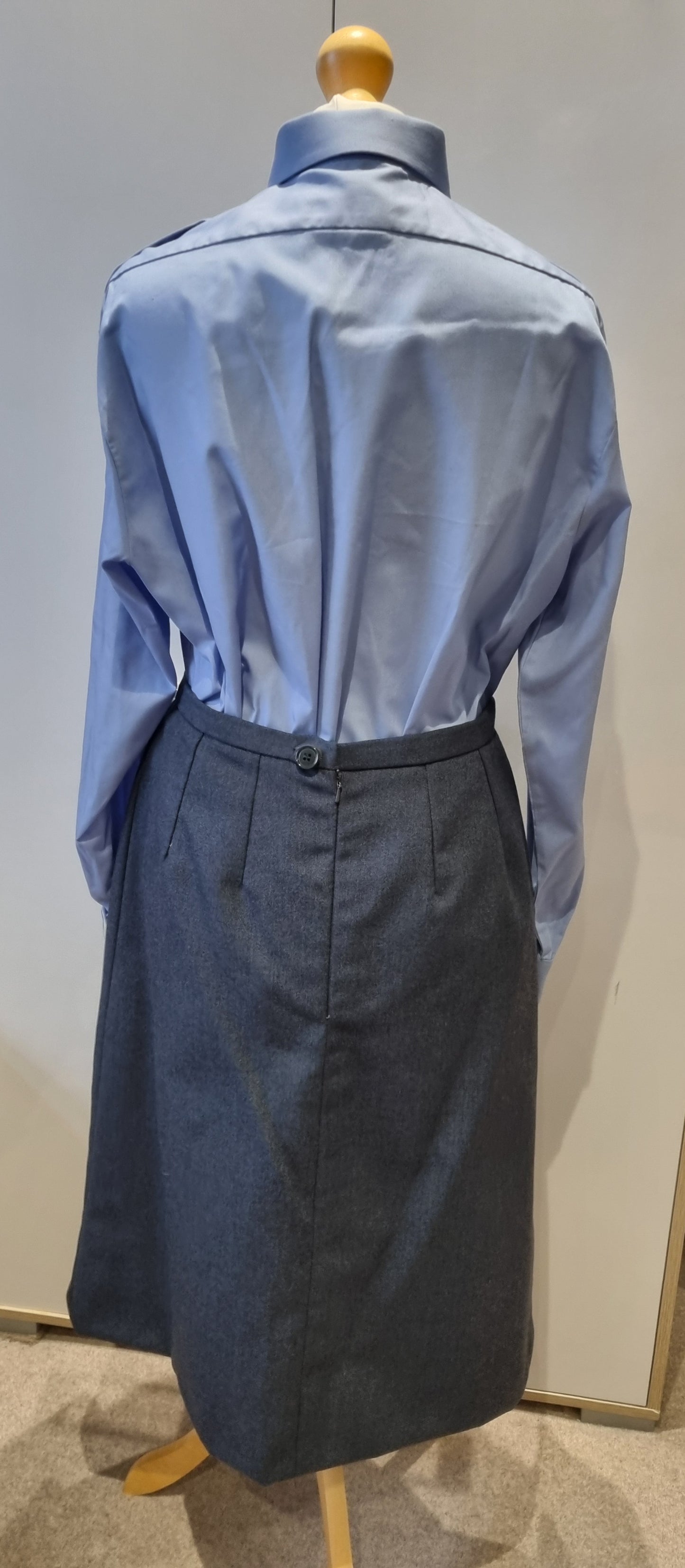 WRAF UK 12-14 RAF Service Dress Uniform Medical Service Jacket Shirt Skirt Cap