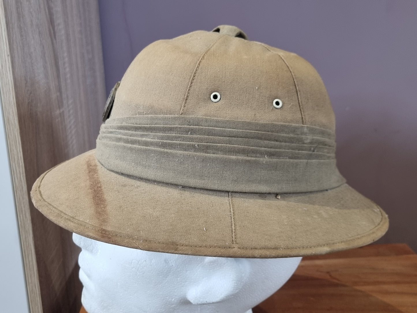 Rare WW2 Japanese Naval Engineers Pith Helmet