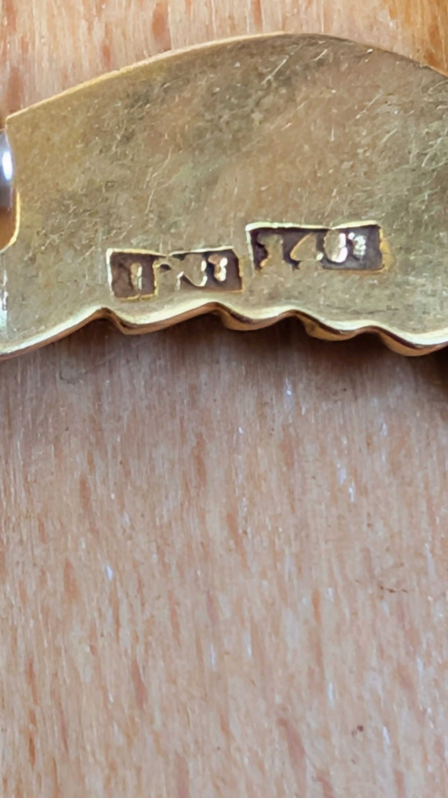 BEAUTIFUL WW2 KINGS CROWN 18ct SOLID GOLD RAF WINGS SWEETHEART BROOCH