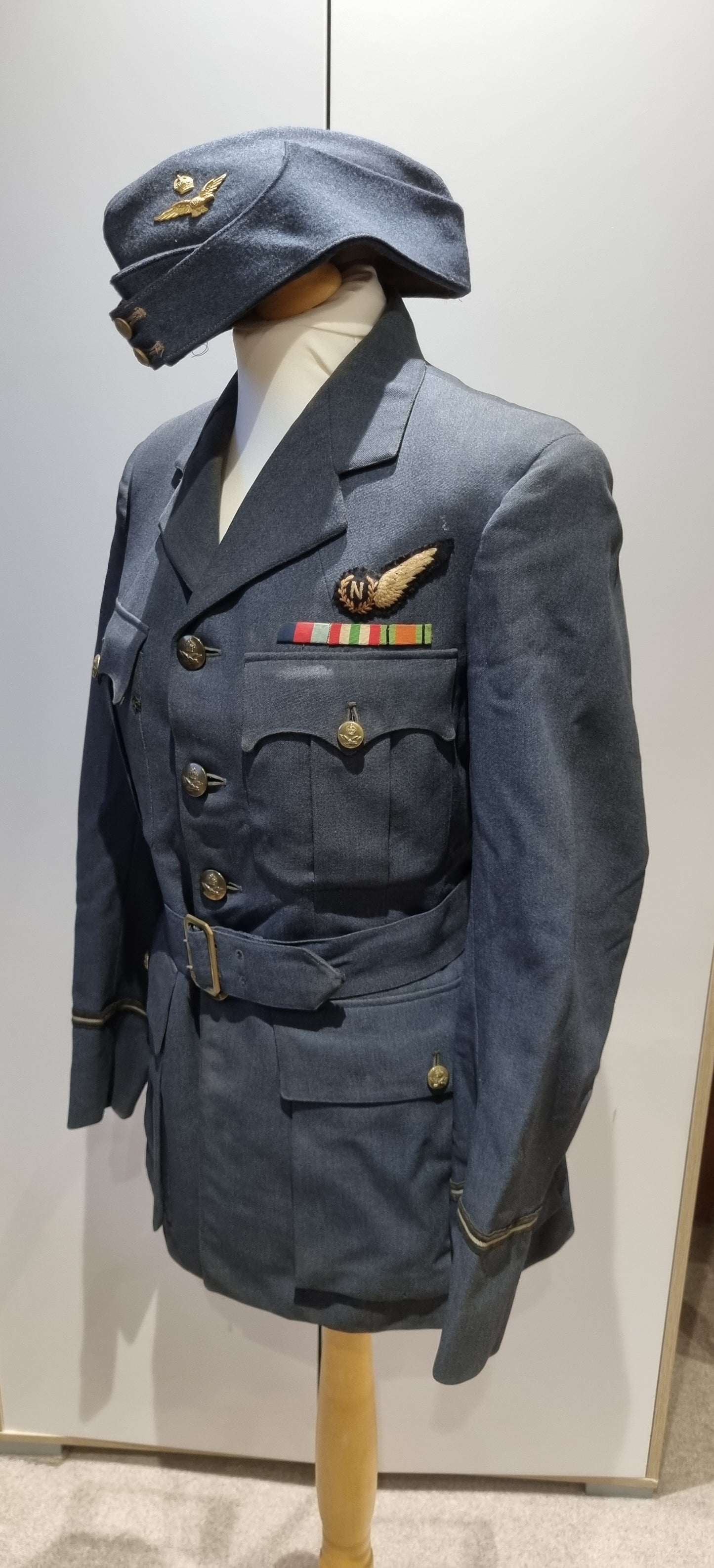 WW2 RAF Single Owner Polish / Czech Officer Uniform & Caps Collection