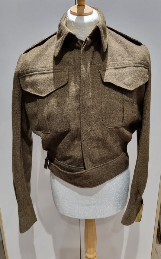 SOLD! WW2 Canadian Army Battledress, Dated 1945