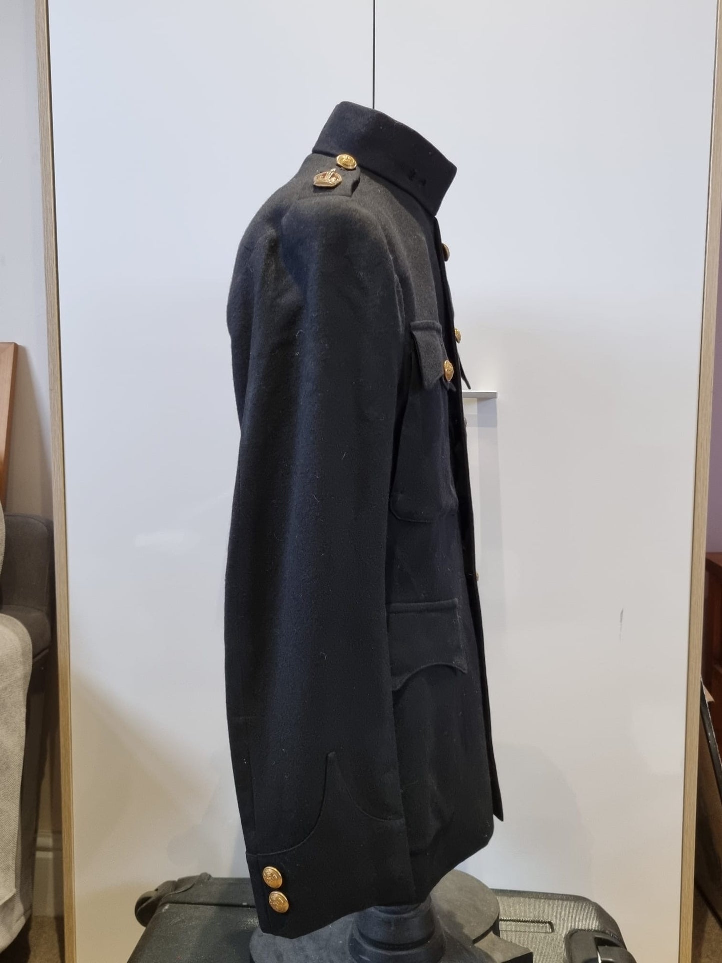 SOLD! WW2 British Army Major’s Dress Jacket for the Hallamshire Battalion, York and Lancaster Regiment