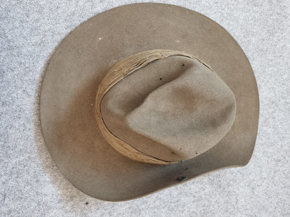 WW2 Royal Australian Air Force (RAAF) Slouch Hat, Dated 1943