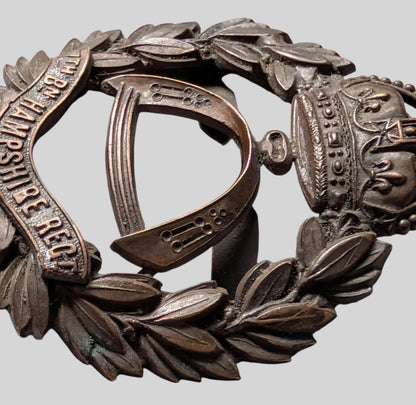 7th Hampshire (Territorial) Battalion Officers Bronze Cap Badge