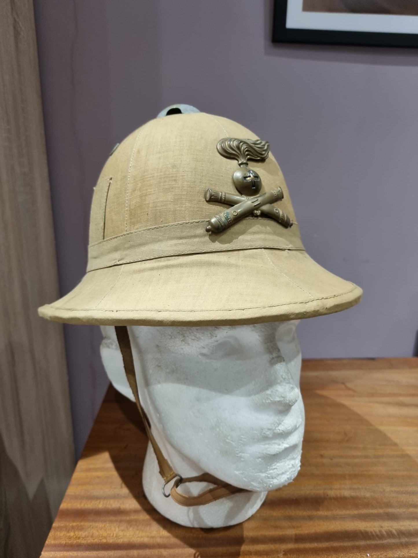 SOLD! WW2 Italian Artillery ‘Fuori Corpo’ M35 Pith Helmet