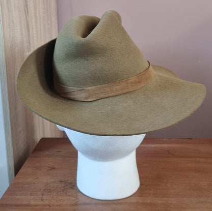 WW2 26th Indian Division Slouch Hat, Dated 1943