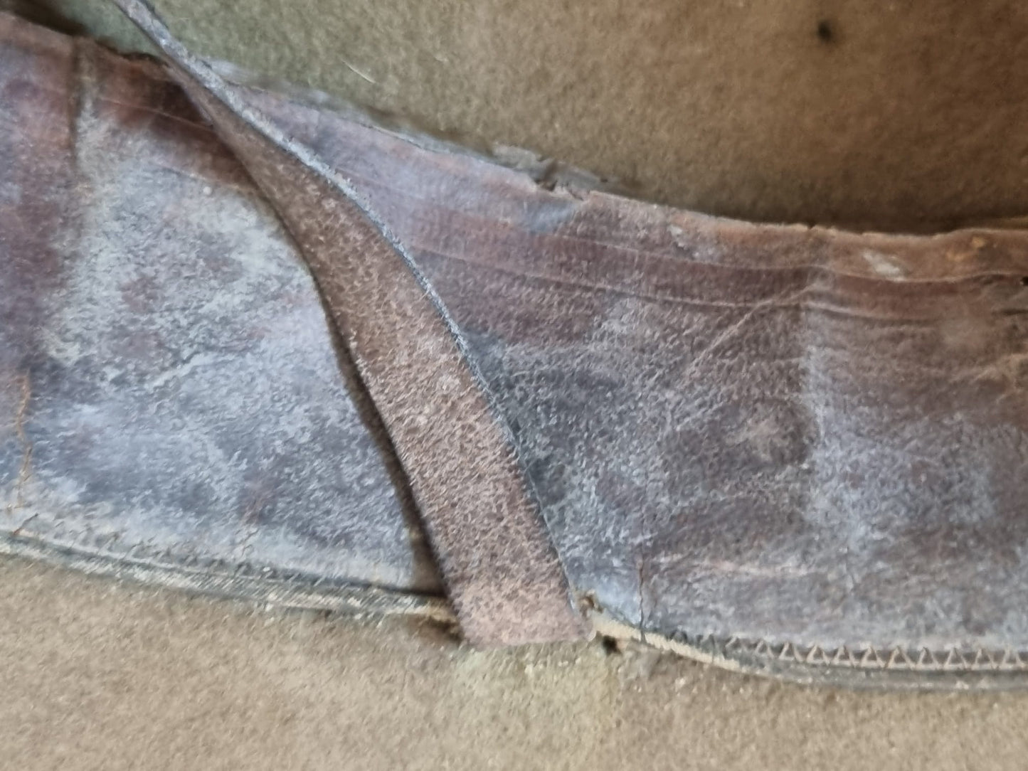 WW2 British Royal Artillery Slouch Hat, 1941 Dated