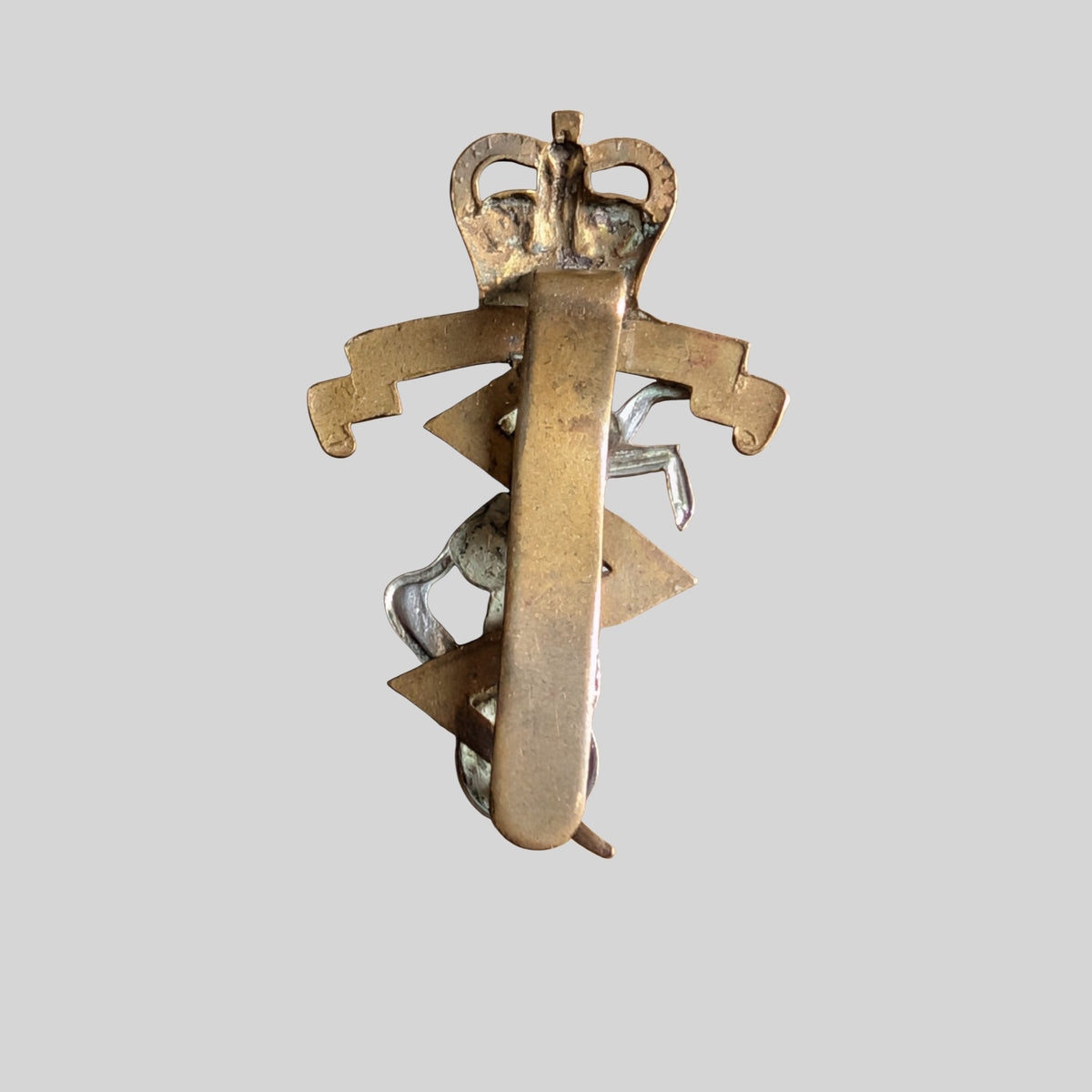EIIR REME Royal Mechanical & Electrical Engineers Bimetal Cap Badge