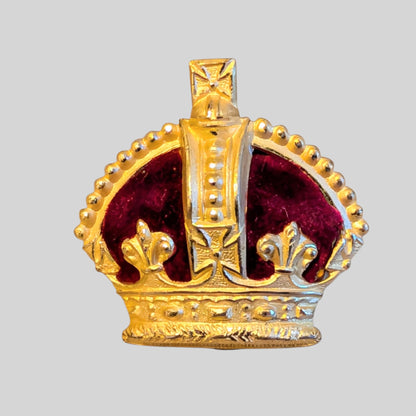 Lovely Gilt & Velvet Kings Crown Screwback Rank Crown