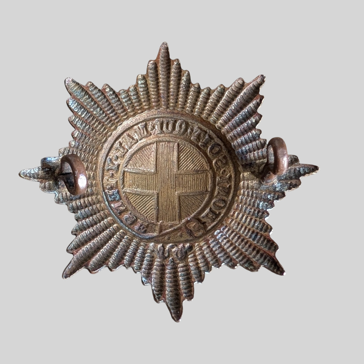 WW1 Coldstream Guards Gilding Metal Cap Star Badge