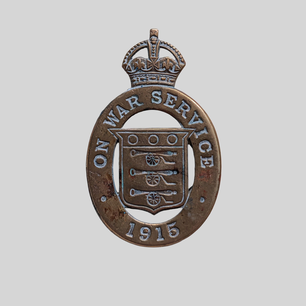 WW1 ON WAR SERVICE 1915 BRASS LAPEL BADGE 83588 H Jenkins & Sons
