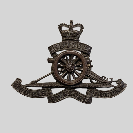 EIIR Royal Artillery Officer's Bronze Cap Badge