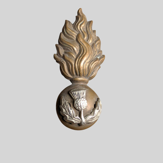 Royal Scots Fusiliers Bimetal Collar Badge