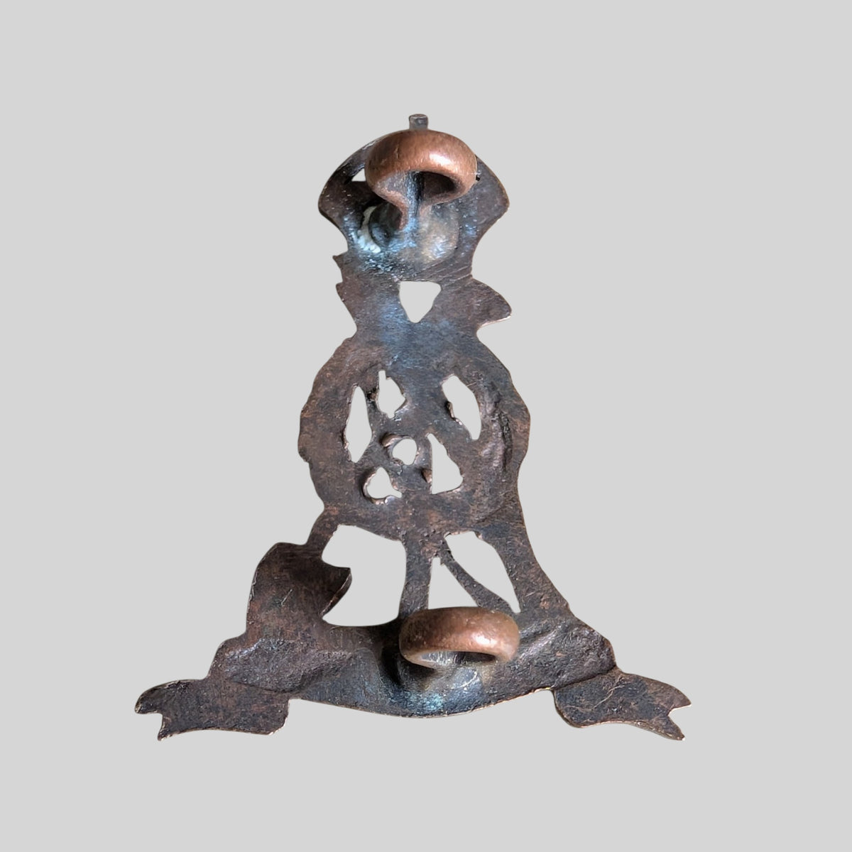 Labour Corps Officers Bronze Collar Badge