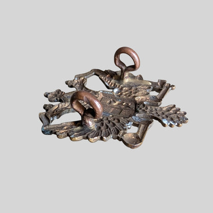 1st king's dragoon Guards Gilding Metal Collar Badge