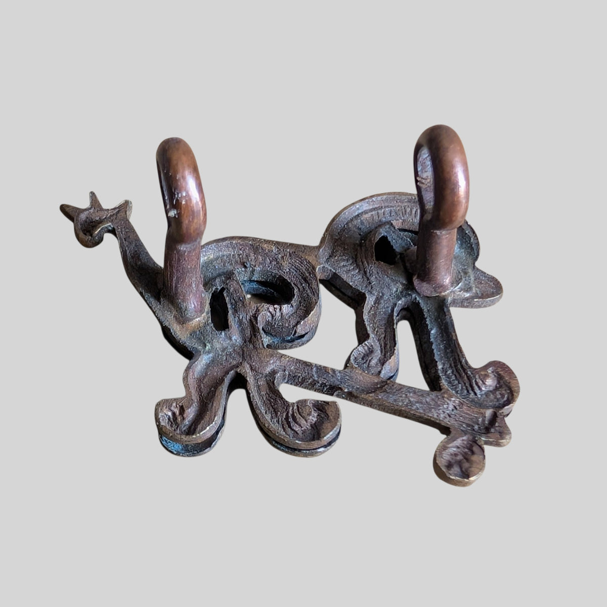 The City Of London Yeomanry (Rough Riders) Bimetal Collar Badge