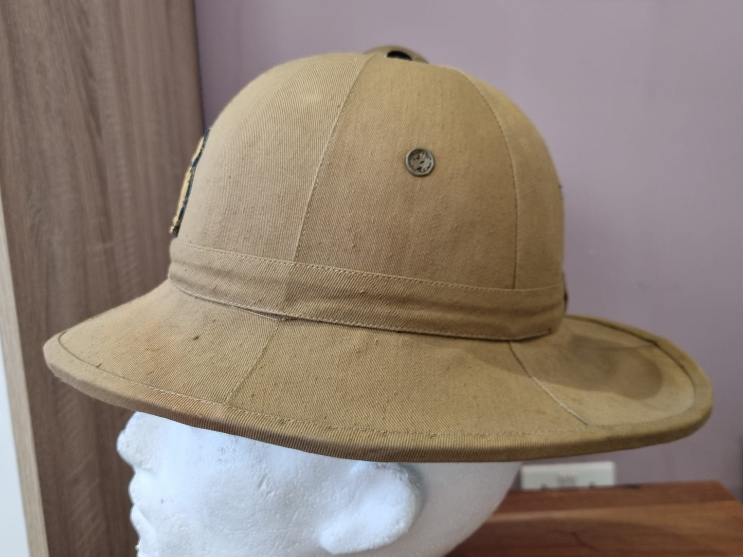 WW2 Italian Air Force M28 Pith Helmet