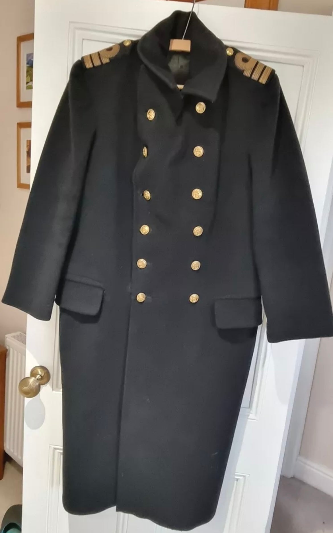 SOLD! WW2 Royal Navy Greatcoat for Commander Cecil Wakeford May, Commander of HMS Electra (KIA)