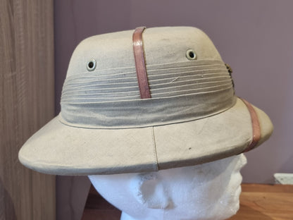 WW2 Italian Infantry Officer’s ‘India’ Pattern Pith Helmet