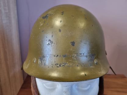 SOLD! Spanish Civil War M26 ‘Con ala’ Helmet
