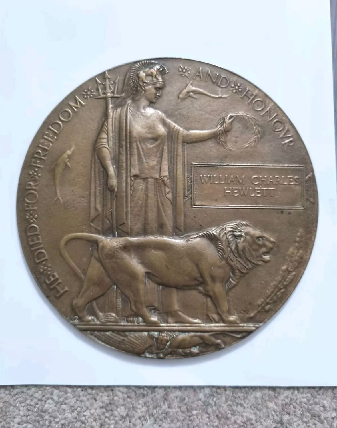 SOLD! WW1 Death Plaque to Lance Corporal William Charles Hewlett, 1st Middlesex Regiment