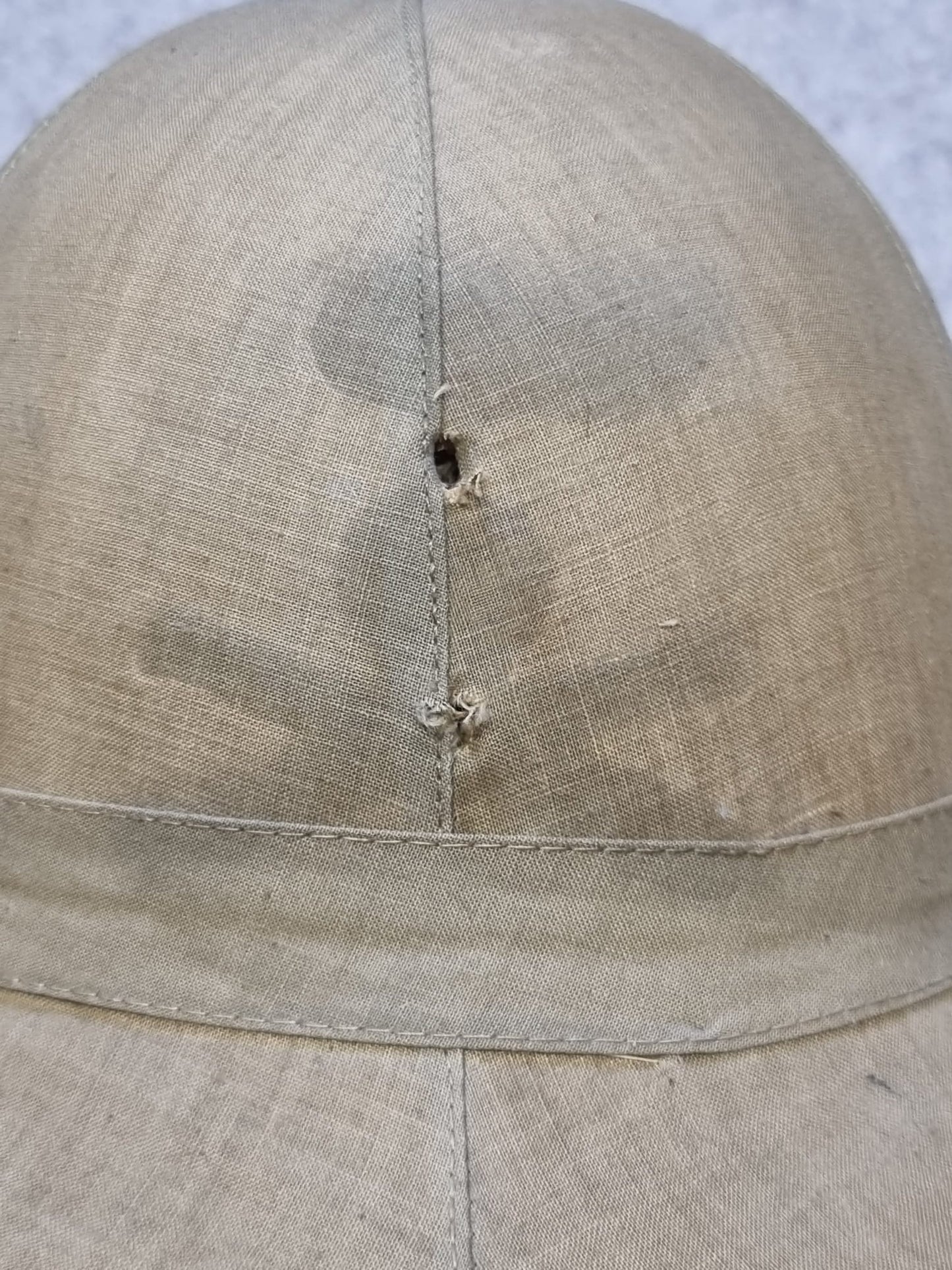 SOLD! WW2 Italian Artillery ‘Fuori Corpo’ M35 Pith Helmet