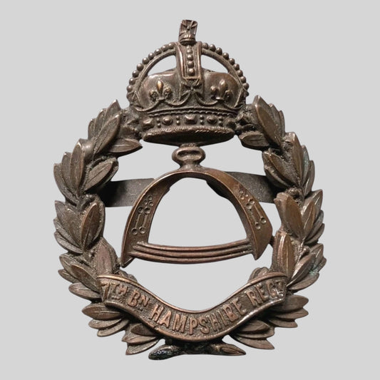 7th Hampshire (Territorial) Battalion Officers Bronze Cap Badge