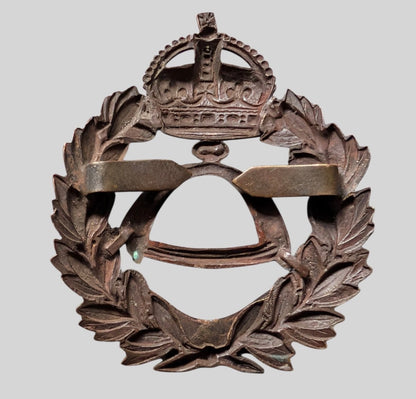 7th Hampshire (Territorial) Battalion Officers Bronze Cap Badge