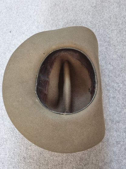 WW2 26th Indian Division Slouch Hat, Dated 1943