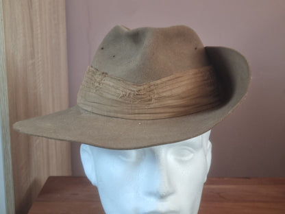 WW2 British Royal Artillery Slouch Hat, 1941 Dated