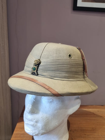 WW2 Italian Infantry Officer’s ‘India’ Pattern Pith Helmet