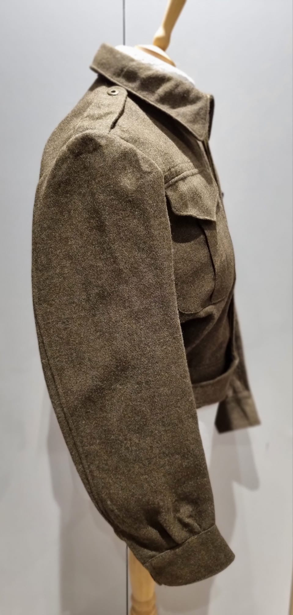 SOLD! WW2 Canadian Army Battledress, Dated 1945