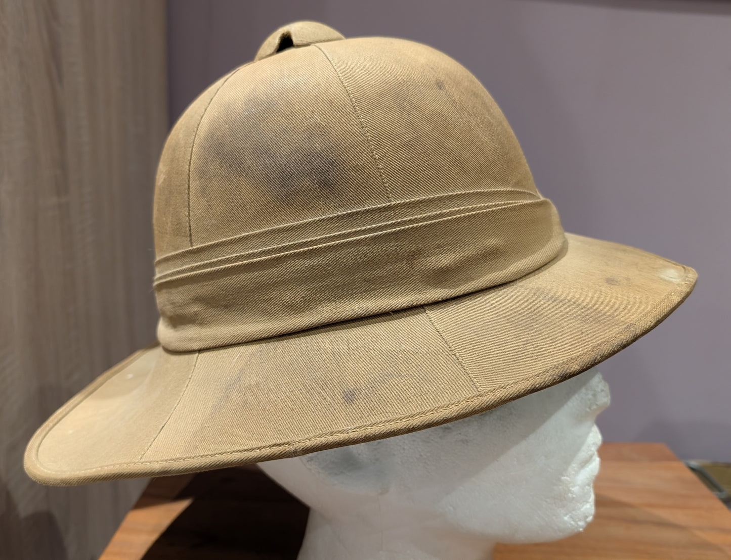 WW2 British Army Indian General Headquarters Pith Helmet Dated 1942