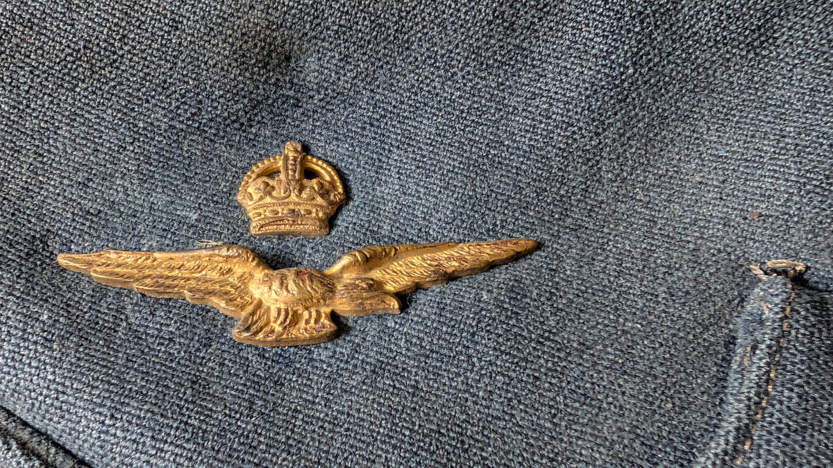 WW2 RAF Royal Air Force Officers Sidecap Dated 1944