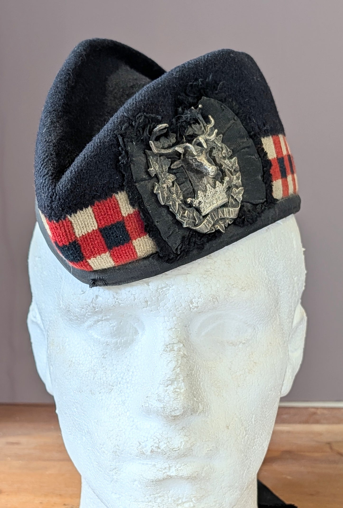 Pre WW1 Gordon Highlanders Majors Cutaway Cuff Rank Jacket, Glengarry & Kilt attributed to Major Robert Walter Purvis 3rd Bn Gordon Highlanders