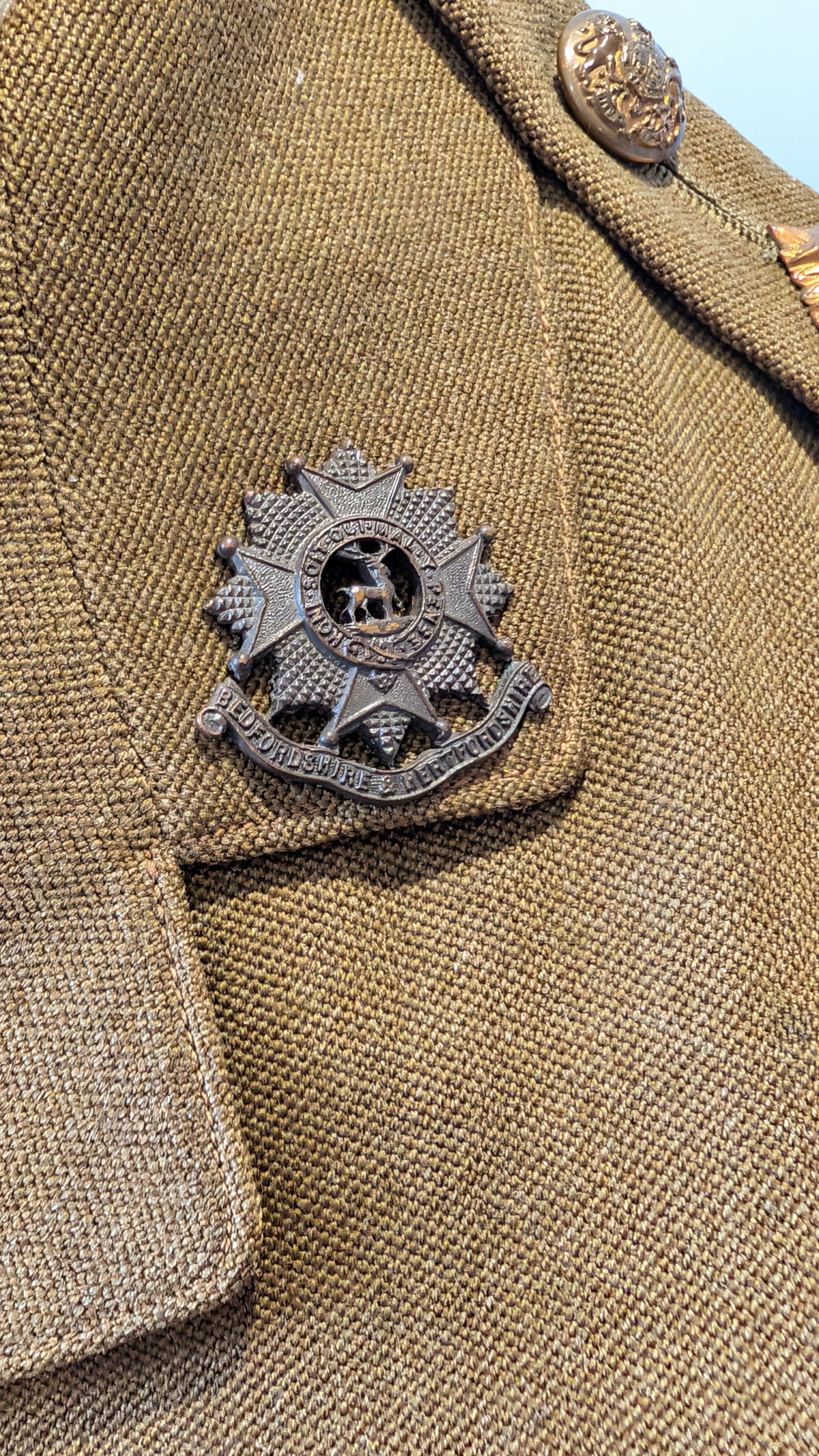 WW2 1942 British  Bedfordshire & Hertfordshire Regt Captain's Jacket