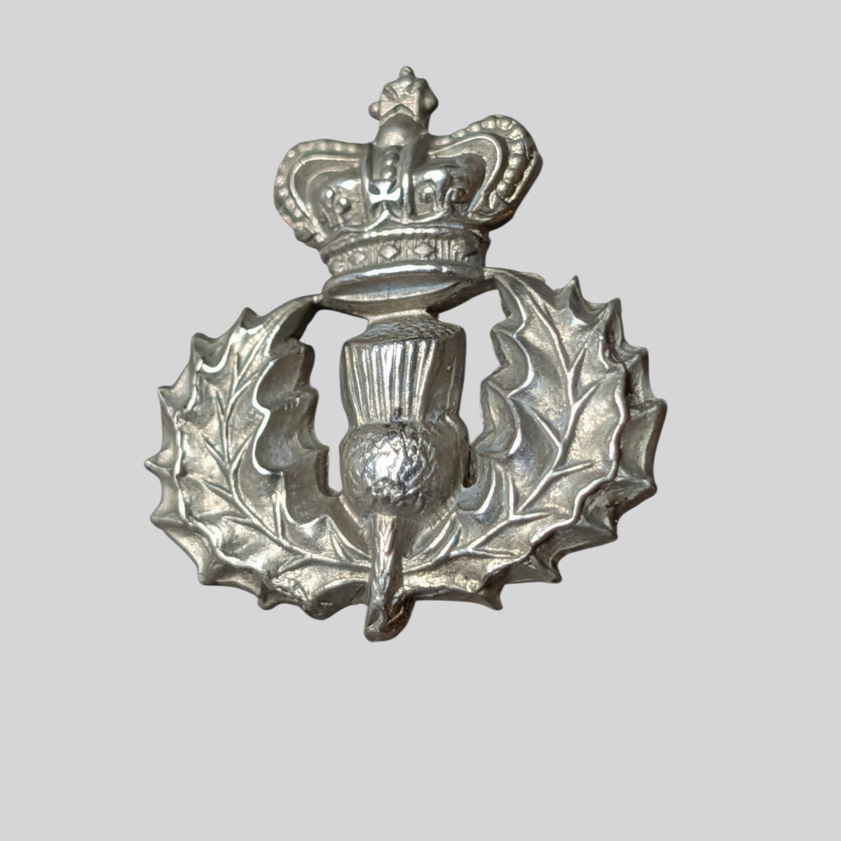 Victorian Queen's Own Cameron Highlanders White Metal Collar Badge #2