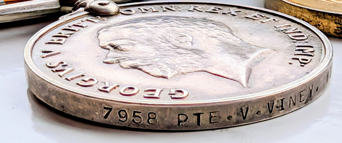 Unique WW1 Medal Set To 4 Brothers Viney Family With 2 Mons Stars With 5th August Clasps