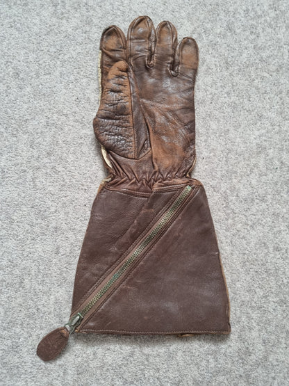 WW2 1941 Pattern RAF Flying Gloves, Air Ministry Stamped