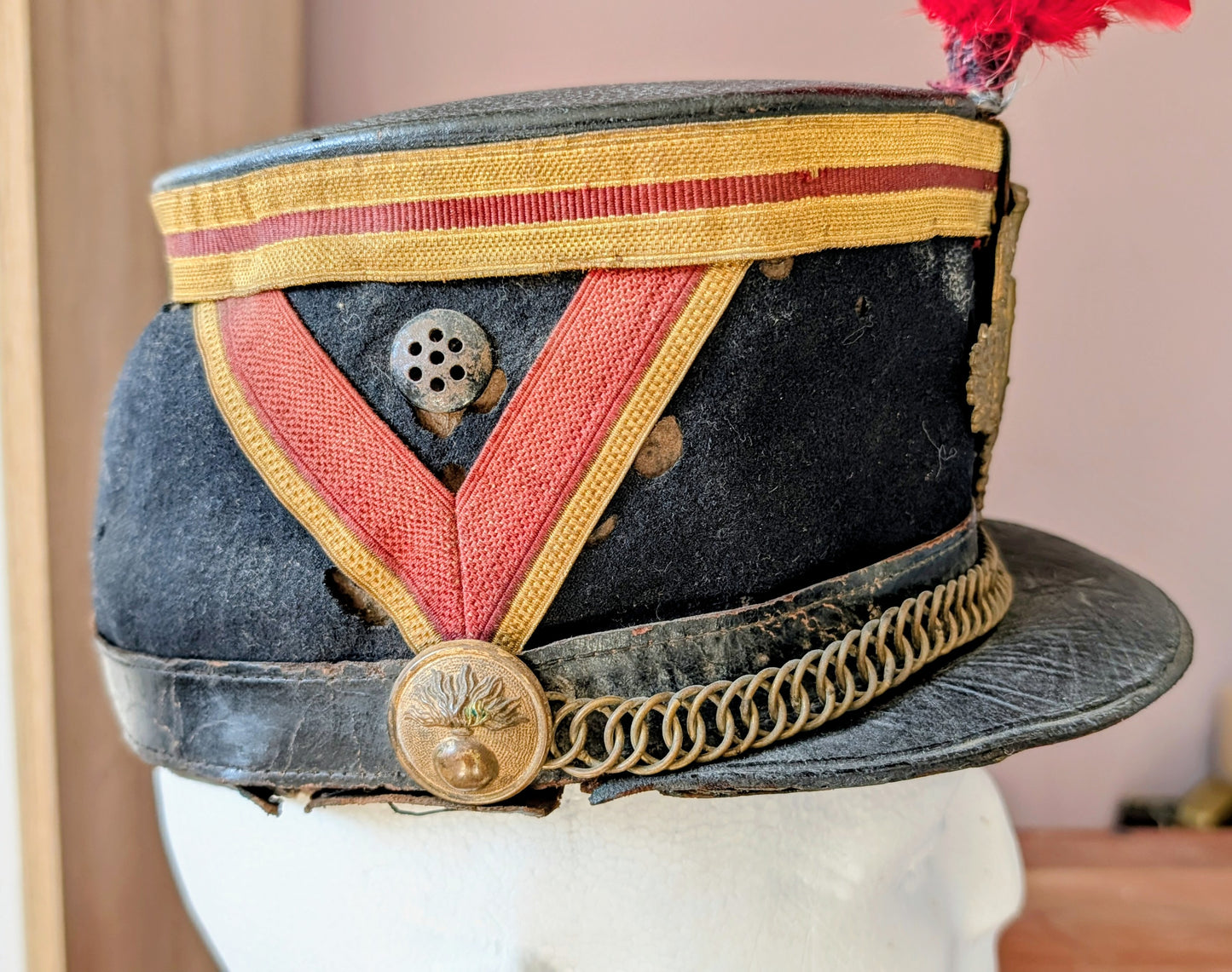Early 20th Century French Republican Guard Shako With Feather Plume